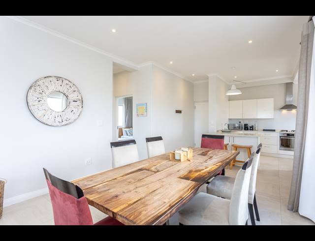2 BEDROOM APARTMENT RENTED IN MUIZENBERG
